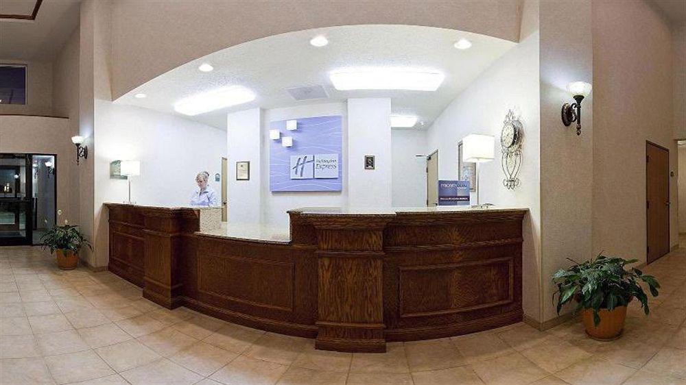 Holiday Inn Express Hotel & Suites Chickasha By Ihg Kültér fotó